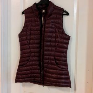 Size 6 Lululemon Pack It Down Vest